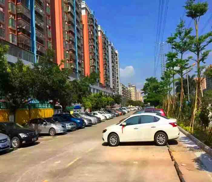 小產(chǎn)權(quán)房屋買(mǎi)賣(mài)：新和花園