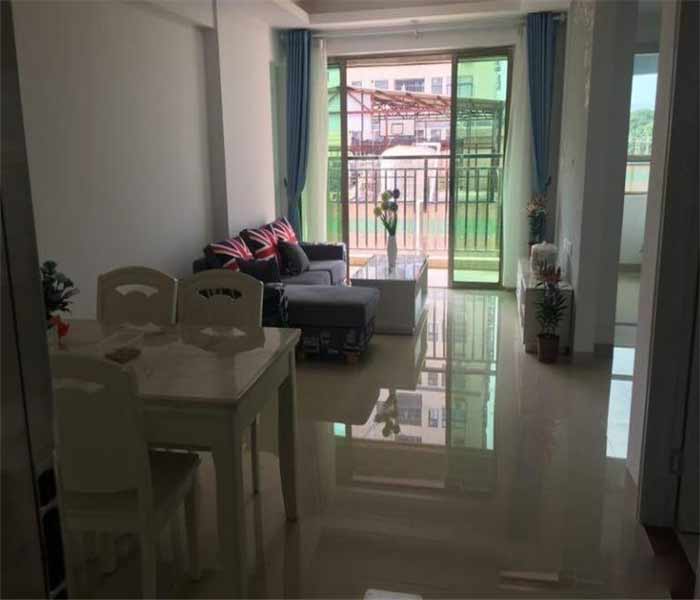 <a href=/dalingshan/ target=_blank class=infotextkey>大嶺山小產(chǎn)權房</a>出售:御湖雅居