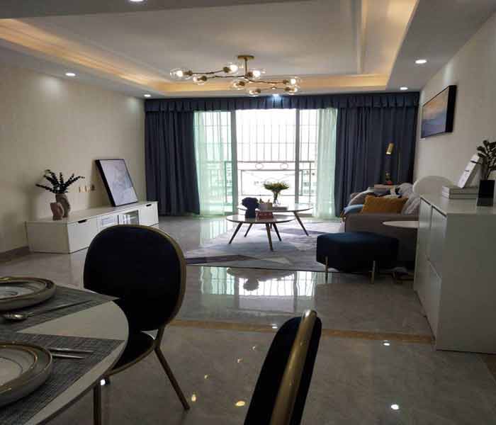 觀瀾小產(chǎn)權(quán)房網(wǎng):浪漫新城廣場(chǎng)